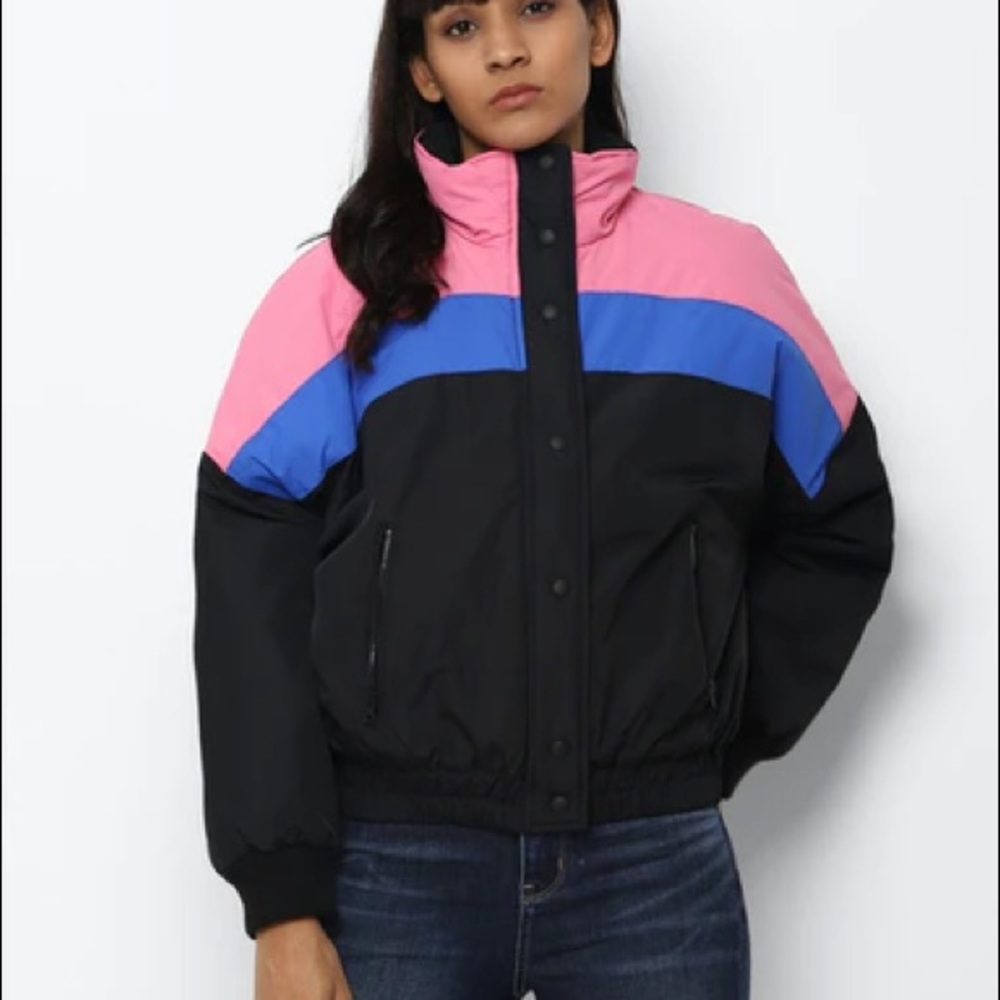 American Eagle Puffer Jacket!